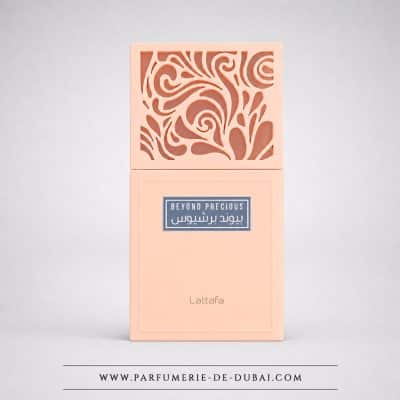 boite Beyond Precious - Eau de parfum féminine (flacon transparent 100 ml) - Lattafa