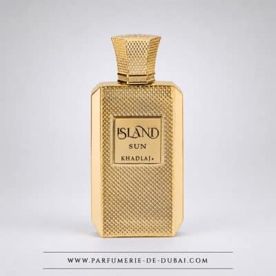 Khadlaj „Island Sun” parfümjének arany színű, guilloché mintázatú üvege, unisex parfümkoncentrátum
